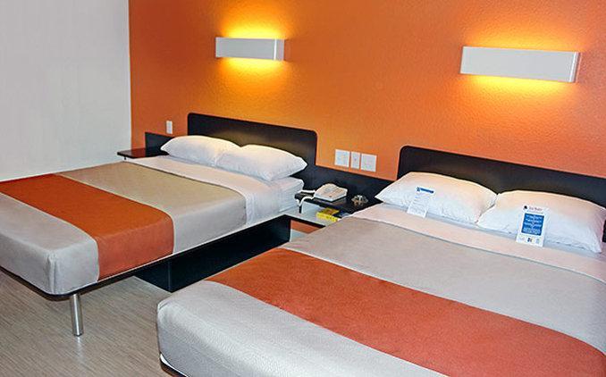 Super 8 By Wyndham Estalagem Walnut Creek